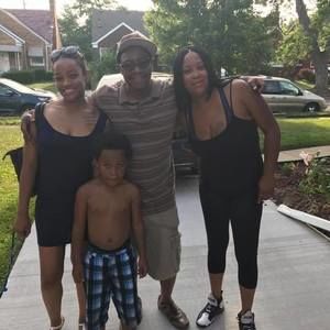 Meet your Posher, Raymond